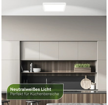 Deckenleuchte in einer modernen Küche