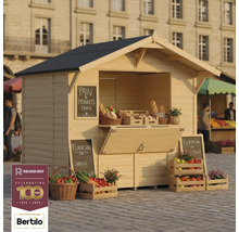 Marktstand aus Holz mit Brot und Gemüse