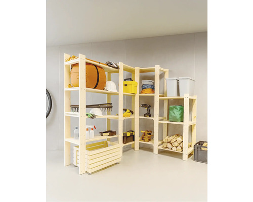 Regalsystem aus Holz mit Werkzeugen und Zubehör