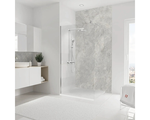 Modernes Badezimmer mit Duschkabine, Waschtisch und großem Spiegel