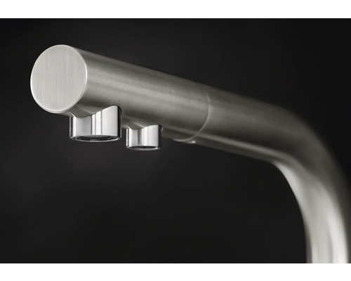 Wasserhahn aus Metall