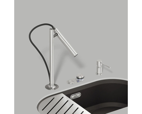 Küchenspüle mit Wasserhahn, Spülmittelspender und Spültaste