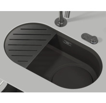 Spüle mit Abtropffläche, Wasserhahn und Spülmittelspender