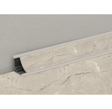 Innenraumecke mit Marmorstruktur