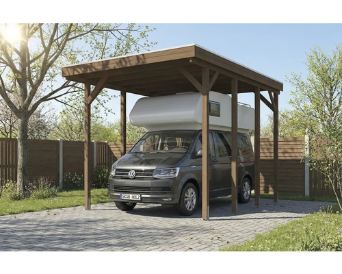 Carport aus Holz mit Wohnmobil im Garten