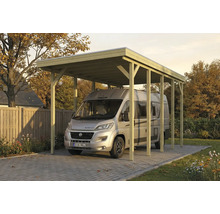 Carport aus Holz mit Wohnmobil auf gepflastertem Untergrund