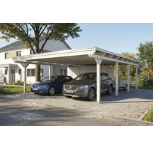 Doppelcarport aus Holz mit zwei parkenden Autos und einem Anhänger im Hintergrund