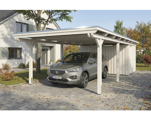 Carport aus Holz mit Auto auf einer Einfahrt vor einem Haus
