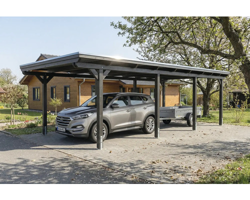 Carport aus Holz mit Auto und Anhänger