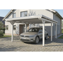 Carport aus Holz mit Auto vor Wohnhaus