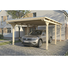 Holzcarport mit Auto auf gepflastertem Untergrund