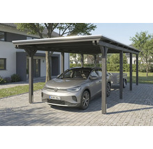 Carport aus Holz mit Auto und Anhänger im Hof.