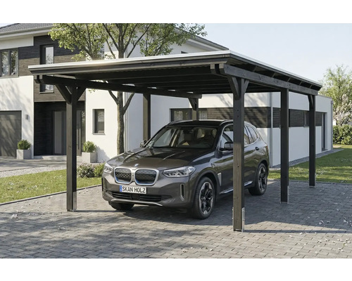 Auto unter einem Carport aus Holz