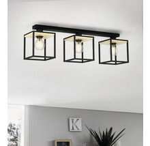 Deckenleuchte mit drei Leuchten im geometrischen Design