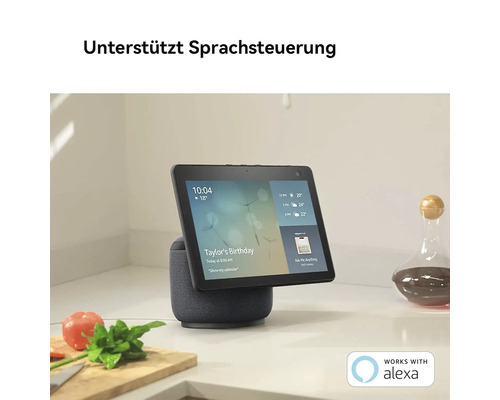 Amazon Echo Show 10 Smart Display in einer hellen Küche, unterstützt Sprachsteuerung, funktioniert mit Alexa.