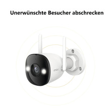 Imou Überwachungskamera für den Außenbereich mit zwei Antennen und integrierten Scheinwerfern zur Abschreckung.