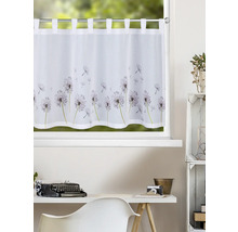 Transparente Scheibengardine mit Pusteblumen-Motiv und Schlaufenaufhängung am Fenster über einem Schreibtisch.