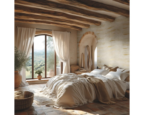 Rustikales Schlafzimmer mit Holzdeckenbalken, strukturierten Wänden, Steinboden und großem Bogenfenster mit Ausblick auf eine Landschaft.