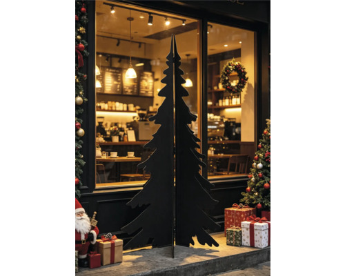 Schwarze Weihnachtsbaumsilhouette aus Holz oder Metall vor einem Schaufenster mit Weihnachtsdekoration und Geschenken.