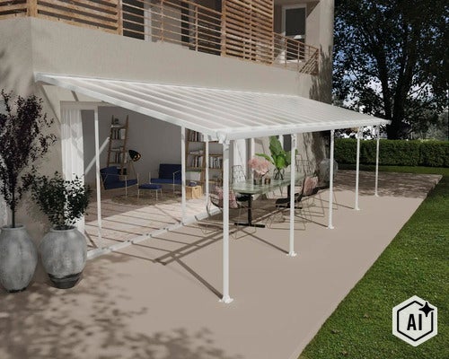 Terrassenüberdachung aus Metall mit transparentem Dach vor einer Hausfassade mit Sitzmöbeln auf der Terrasse. (Image AI modified or generated)