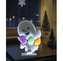 LED-Halloween-Dekoration Gespenst mit Infinity-Spiegeleffekt und BOO-Schriftzug in bunten Buchstaben, stehend auf einem Tisch in einem Zimmer.