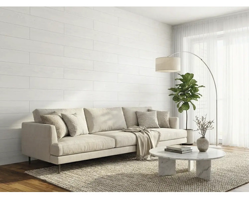 Helles Wohnzimmer mit hellen Wandpaneelen in Holzoptik, modernem Sofa, Marmortisch und Bogenleuchte in organisierter Atmosphäre.