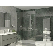 Moderner Badezimmerbereich mit begehbarer Dusche, Glastrennwand, marmorierten Wandpaneelen, Waschtischunterschrank und Handtuchheizkörper.