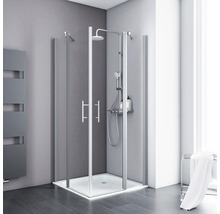 Moderne Eckdusche mit Glas-Pendeltüren, Chromgriffen und weißer Duschwanne in einem hellen, minimalistischen Badezimmer.