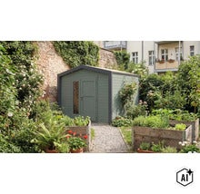 Gartenhaus aus Holz mit Pultdach und verglaster Tür, aufgestellt in einem naturnahen Garten mit Hochbeeten und umgebender Bepflanzung. (Image AI modified or generated)