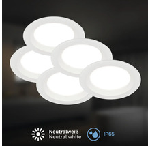 Set von vier runden LED Einbaustrahlern mit neutralweißer Lichtfarbe und Schutzart IP65 fuer den Innen und Außenbereich.