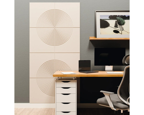 Akustikpaneele mit konzentrischem Kreismuster an einer Wand in einem modern eingerichteten Arbeitszimmer mit Schreibtisch.