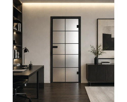 Moderne Glastür im Industrial-Stil mit schwarzem Metallrahmen und zehn Glasfeldern in einem minimalistisch eingerichteten Arbeitszimmer.