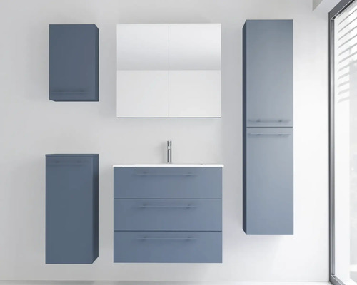 Modernes Badezimmermöbel-Set mit Waschbeckenunterschrank, Waschtisch, zweitürigem Spiegelschrank, zwei Hängeschränken und Hochschrank.