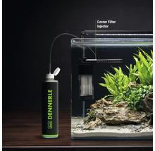 Dennerle Eckfilter Injektor an einem Aquarium mit angeschlossener CO2 Flasche