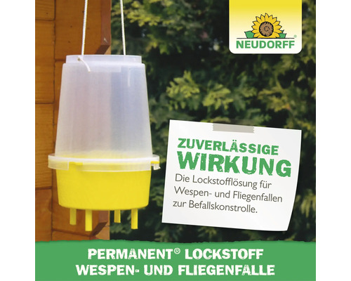 Neudorff Permanent Wespen- und Fliegenfalle als Kunststoffbehälter mit Aufhängung zur Befallskontrolle im Garten.