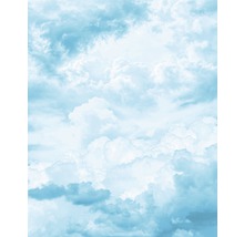 Heller Himmel mit Wolken