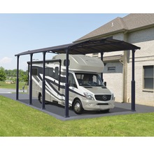 Wohnmobil unter einem Unterstand aus Polycarbonat und Aluminium