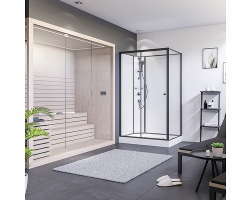 Badezimmer mit Sauna und Duschkabine