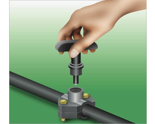 Illustration einer Hand, die ein Bewässerungsventil an einem Schlauch befestigt.