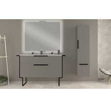 Modernes Badezimmer mit Waschtisch, Spiegelschrank und Hochschrank