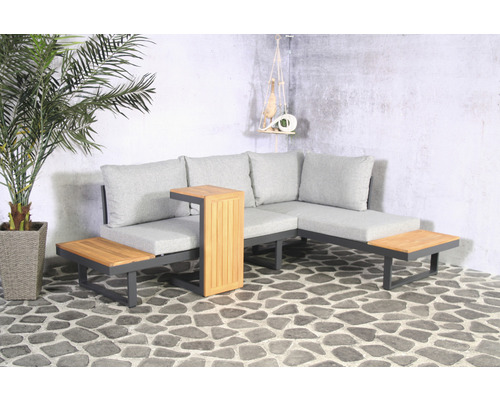 Gartenlounge-Set mit grauem Gestell, hellgrauen Polstern und Beistelltischen aus Holz