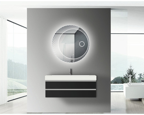 Badezimmer mit Waschtischunterschrank, Waschbecken und rundem Spiegel mit Beleuchtung