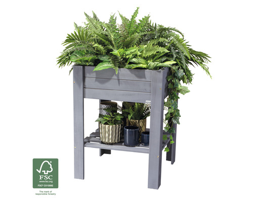 Hochbeet aus Holz mit Ablage und Bepflanzung