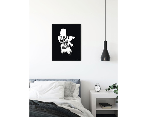 Dekoratives Wandbild mit Star Wars Motiv in einem Schlafzimmer