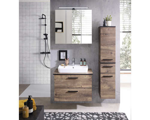 Modernes Badezimmer mit Waschtischunterschrank, Spiegelschrank und Hochschrank in Holzoptik