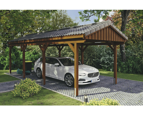 Einzelcarport SKAN Holz Fichtelberg 317 x 808 cm Nussbaum Carport aus Holz mit Auto auf gepflastertem Untergrund im Garten