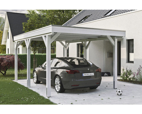 Einzelcarport SKAN Holz Grunewald inkl. EPDM Folie 321 x 554 cm weiß Holz Carport mit Auto vor einem Wohnhaus
