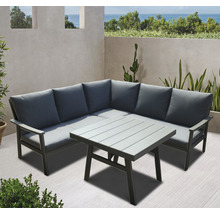 Gartenlounge-Set mit Ecksofa und Tisch auf einer Terrasse.