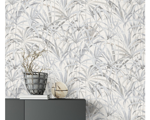 Tapete mit Palmenmuster im Interieur