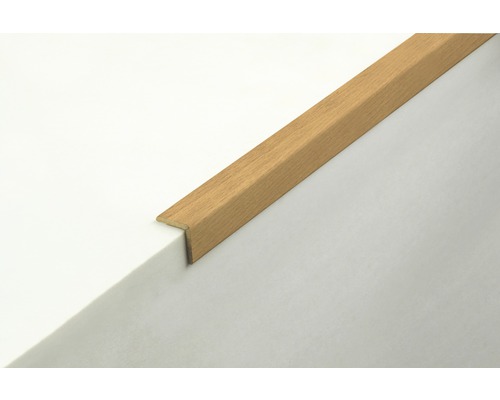 Holz Treppenkantenprofil auf Treppe